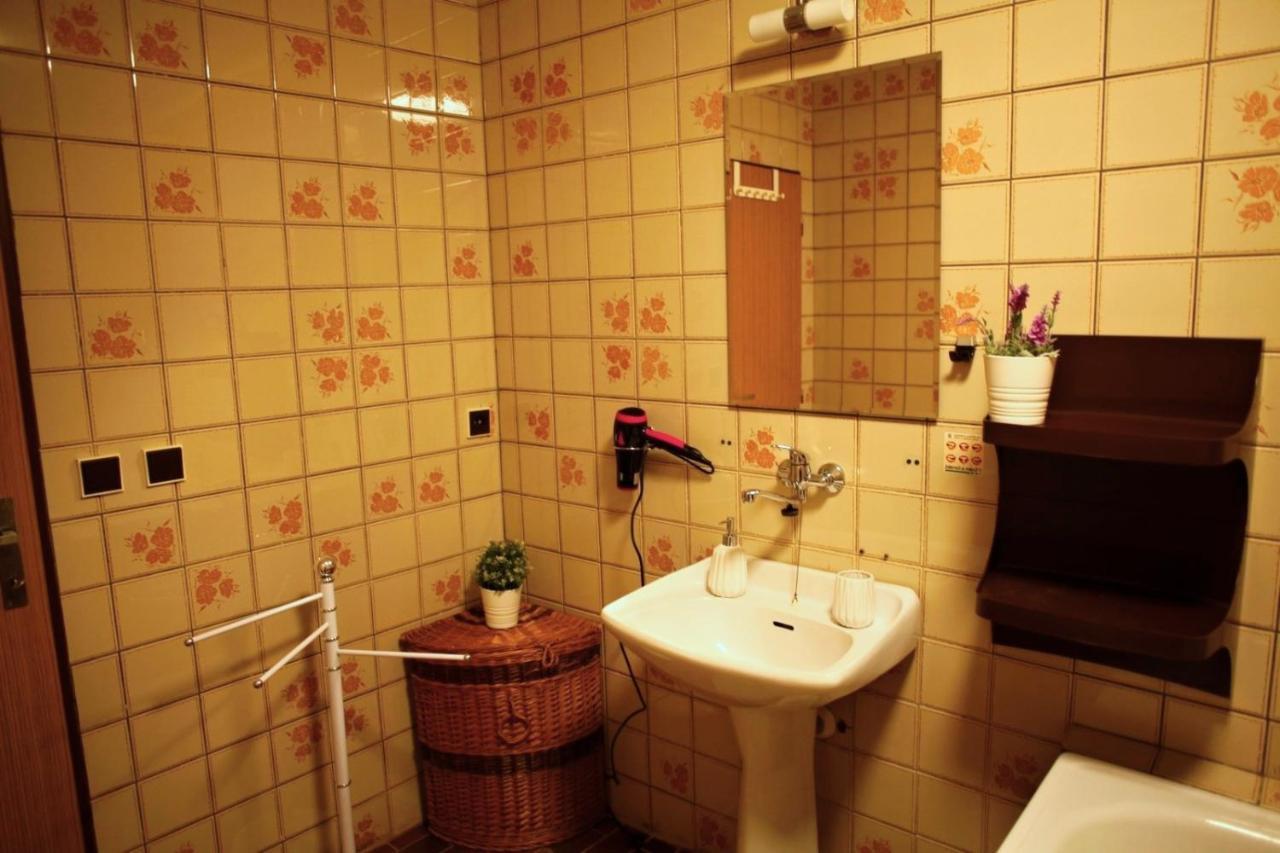Villa Dům v Českém ráji à Dolní Bousov Extérieur photo