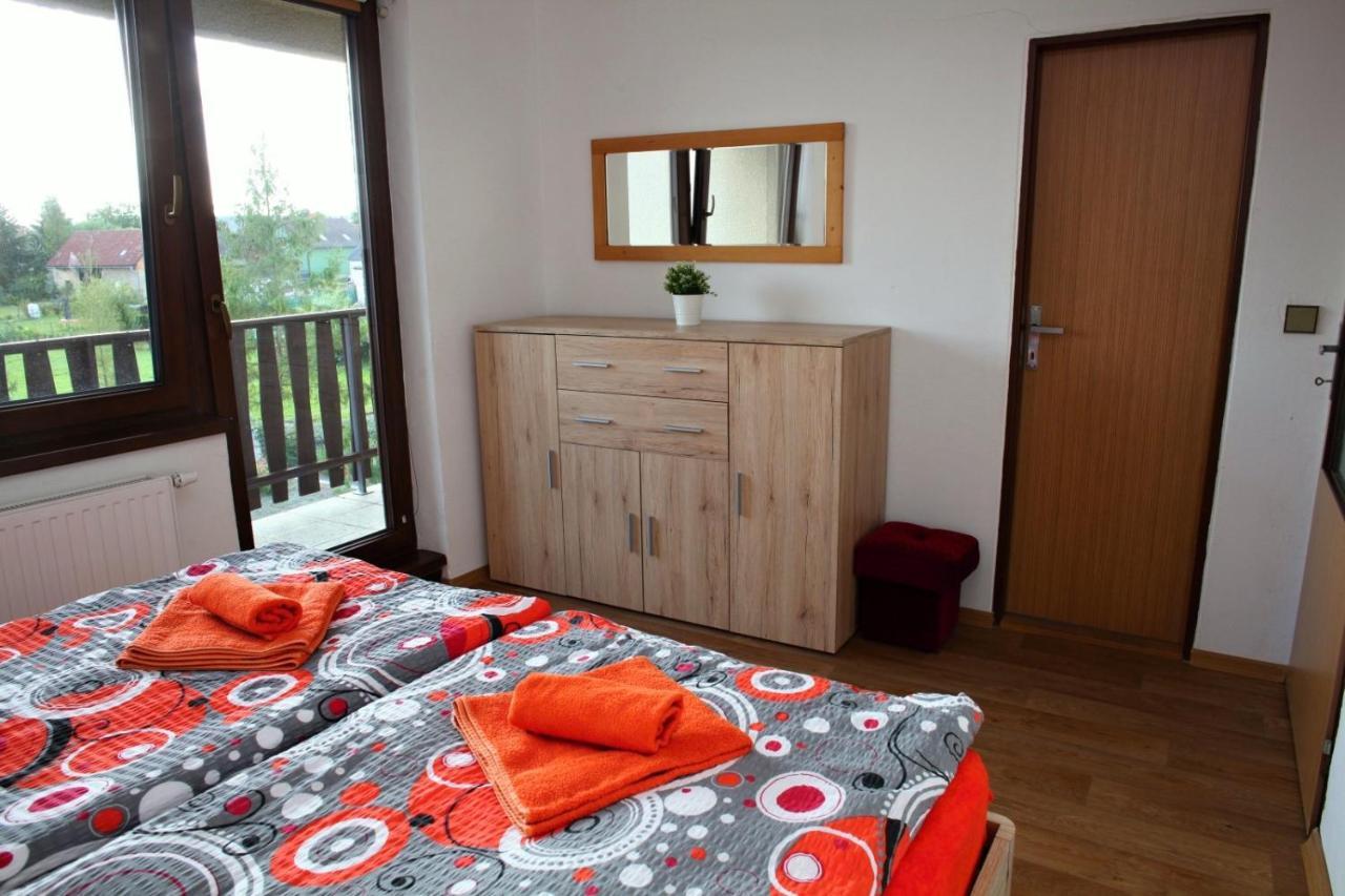 Villa Dům v Českém ráji à Dolní Bousov Extérieur photo
